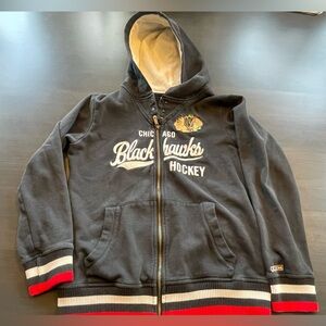 ✅Vintage Women’s Chicago Blackhawks CCM hoodie size L with COOL detailing! SOFT!
